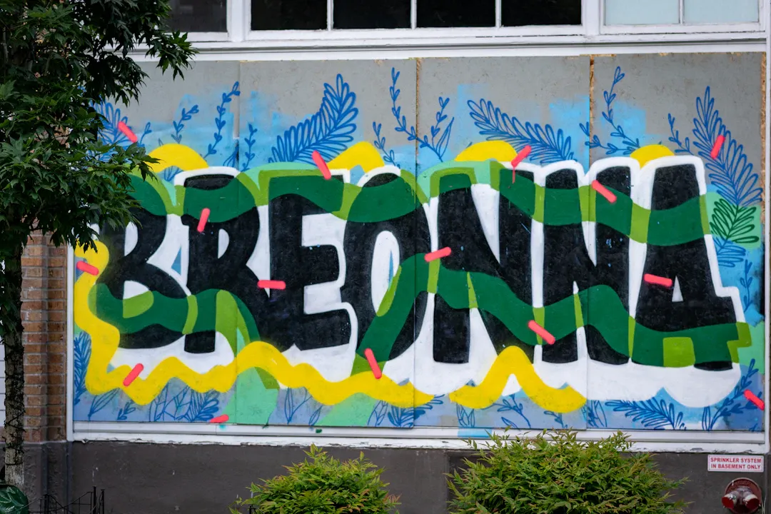 Câu hỏi 29: Tôi bị bệnh đái tháo đường và động mạch vành đã được đặt stent 2 năm, hiện nay đang được điều trị bằng thuốc hạ lipid máu, nhưng hiện nay xét nghiệm thấy LDL-C đã là 2,3 mmol/l, như vậy đã ổn chưa, tôi có thể dừng thuốc được không?